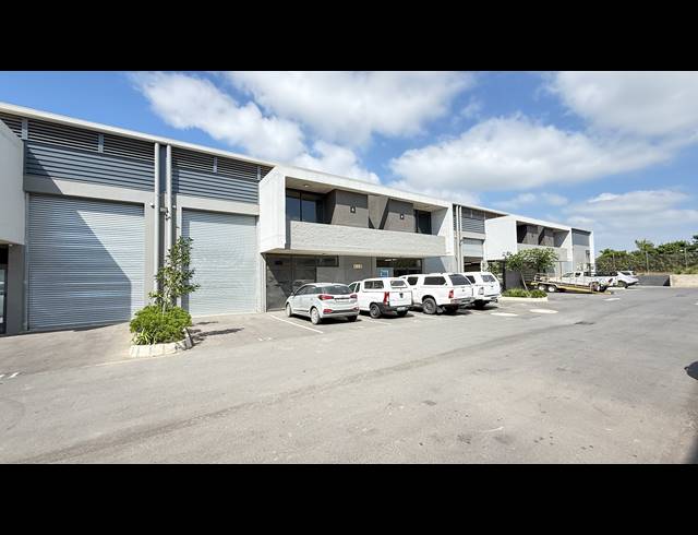 211M² FACTORY TO LET IN SHAKAS HEAD